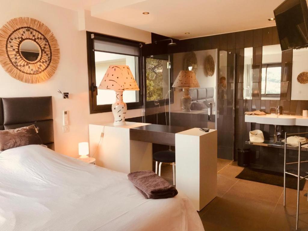 Bed & Breakfast Hirondelles 35