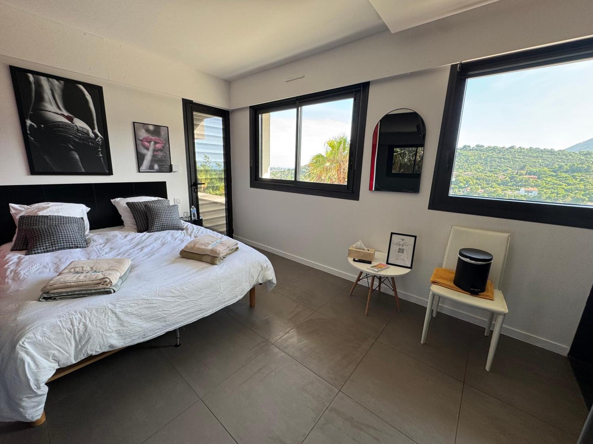 Hirondelles 35 Bed & Breakfast *